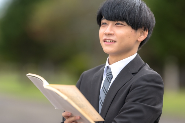 面接で「最近読んだ本」を聞かれた際の回答例文