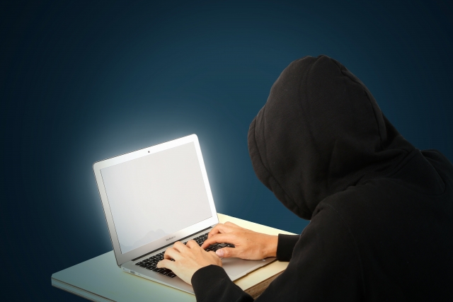 Webテスト代行（替え玉受験）の実態