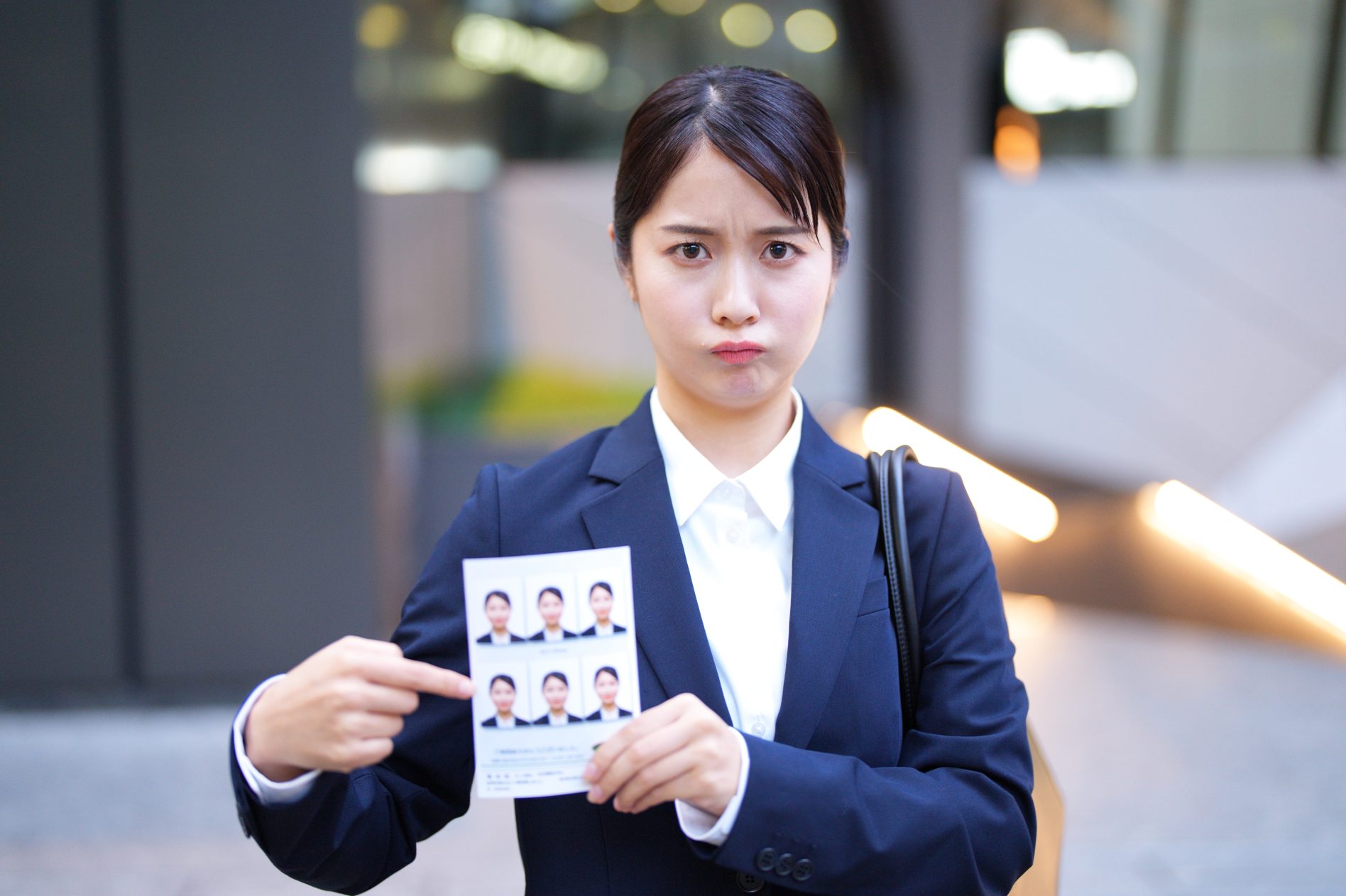 エントリーシートの写真でサイズが合わないときの具体的な対処法